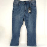 NWT The Perfect Jean NYC Light Wash Slim Thick Straight Jeans Men’s Sz 42x32