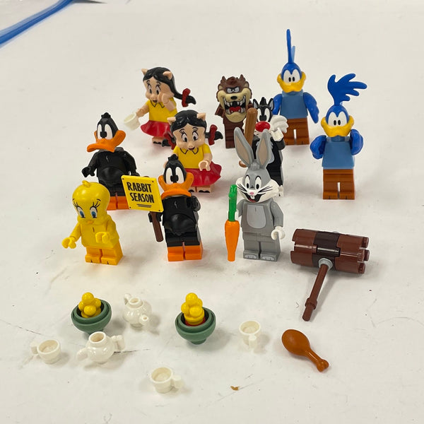 Ten LEGO Looney Tunes Minifigures; Taz, Road Runner, Daffy, Bugs And More