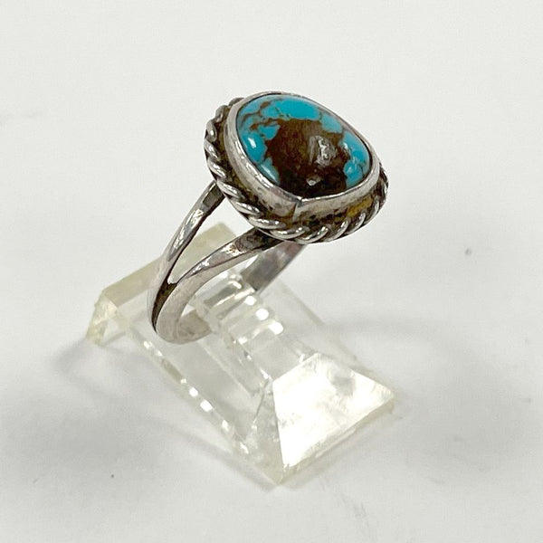 Sterling Silver & Turquoise Ring Size 7.5 - 3.16g