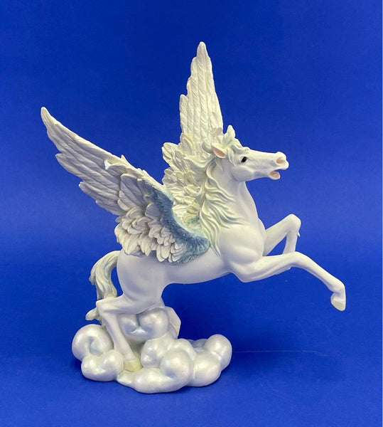 Pegasus on Cloud White Winged 8" Resin Statue IOB