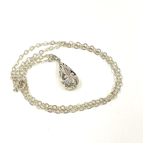 Sterling Silver 19" Link Chain With Openwork 1 1/4" Drop-Shape Pendant, 8.86g