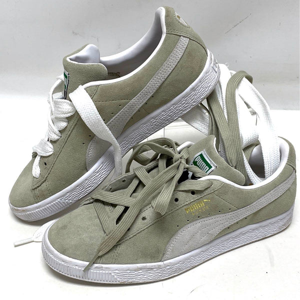 Puma Suede Sage Green & White Lace Up Flat Bottom Shoes Women’s Sz 8