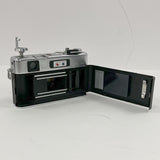 Yashica Electro 35 Film Camera Yashinon-DX 1:1.7 f=45mm Lens with Case