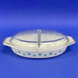 Vintage Pyrex Snowflake 1.5 QT Divided Dish w Lid