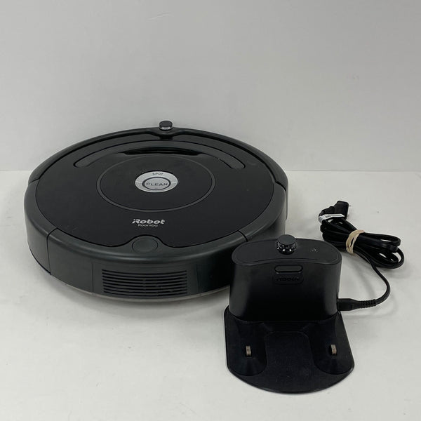 iRobot Roomba Model 675 Vacuum Robot with Home Base Model 17070 - TESTED
