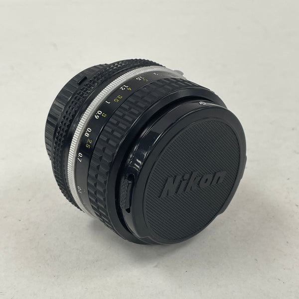 Nikon Nikkor 50mm 1:1.8 Lens with Nikon Caps