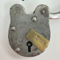 Antique Style Wine Cellar Padlock - 2 Skeleton Keys Included
