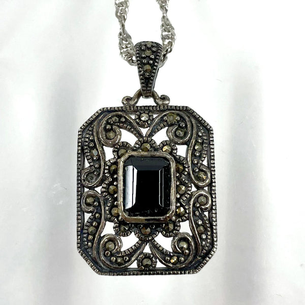 925 Sterling Silver Vintage Style Marcasite & Quartz Pendant