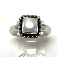 925 Sterling Silver SILPADA Button Frame Mother Of Pearl Ring 4.96 Grams