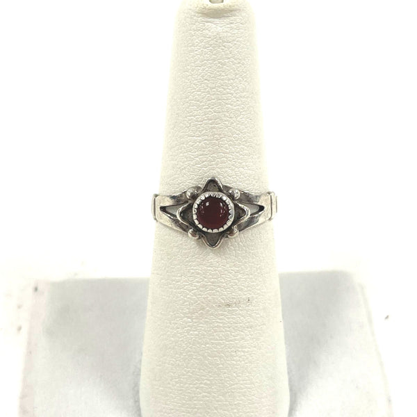 Sterling Silver Floral Design Red Carnelian Stone Ring Size 6.5, 2.16g