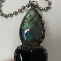 Large Silver Tone Labradorite And Black Onyx Pendant With 21" Chain 61.38 Grams