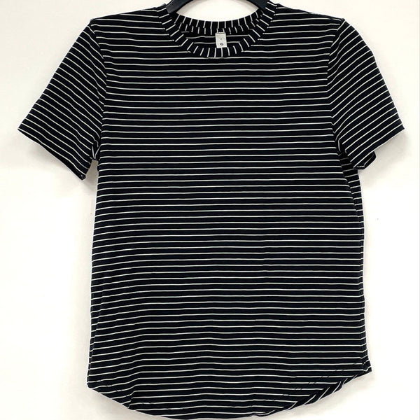 Lululemon Black White Striped Short Sleeve Athletic Shirt Women’s Sz 4