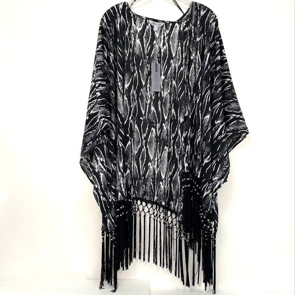 NWT Jennifer Lopez Black White Pattern Fringe Hem Kimono Top Women’s Sz 2X-3X