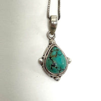 925 Sterling Silver Southwest Design Turquoise Pendant 6.4 Grams 18" Box Chain