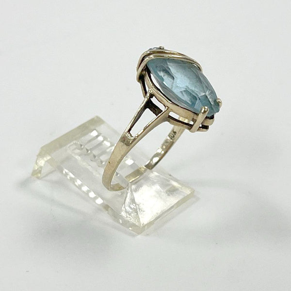 10K Yellow Gold & Blue Topaz Ring Size 7.5 for Scrap - 2.55g