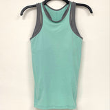 Lululemon Light Blue Grey Athletic Tank Top w Built in Bra Women’s Sz 6