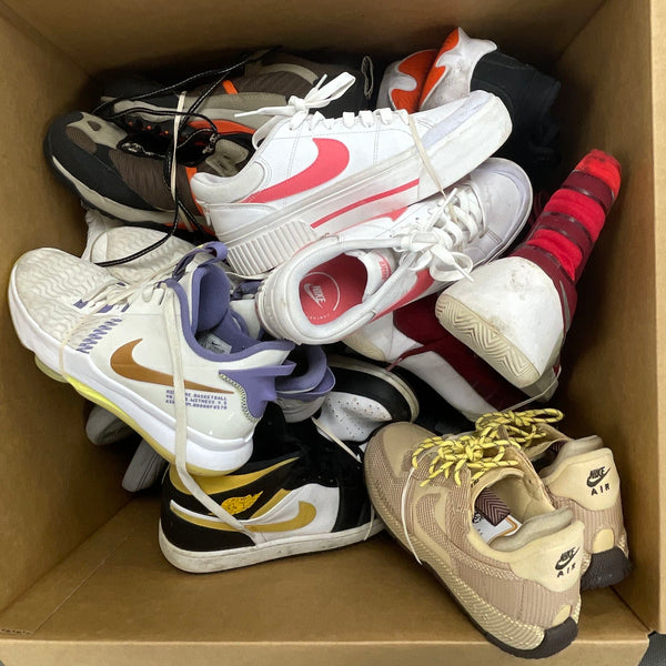 20 pairs Nike Shoes - Jordans, Air Max & More!