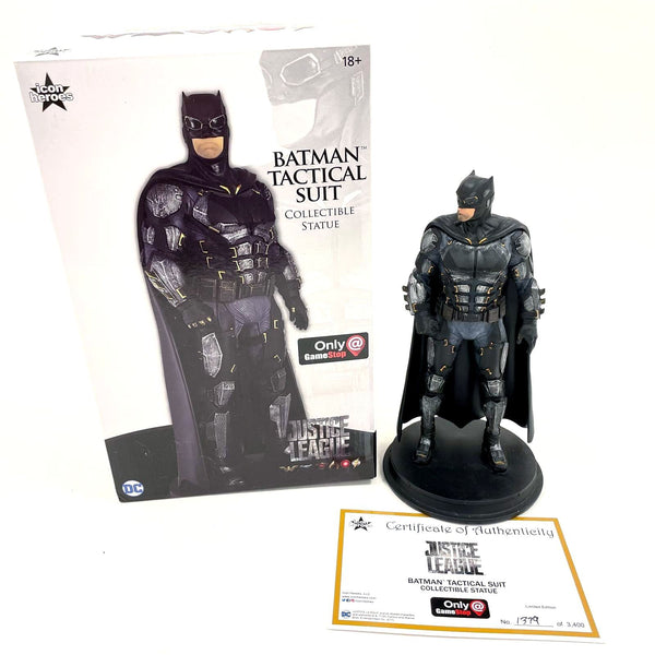 DC WB Batman Tactical Suit Justice League Only @ Gamestop Statue #1379/3400