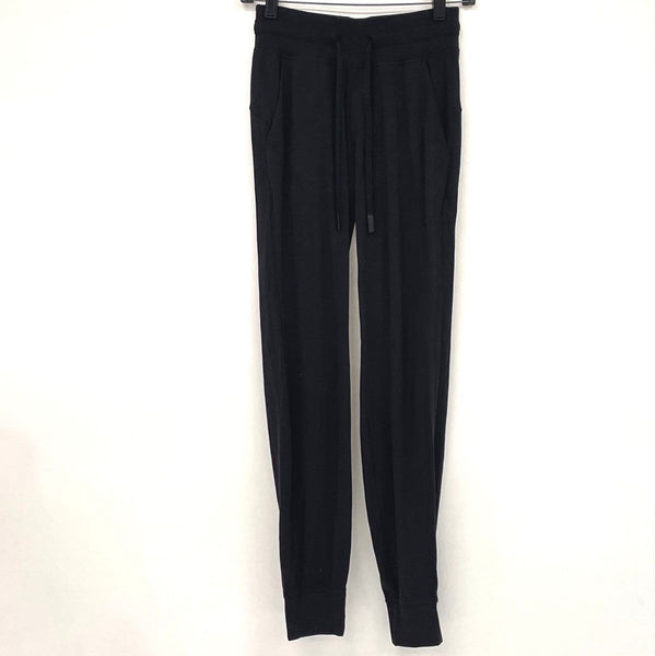 Lululemon Black Ready to Rulu 29” Pant Women’s Sz 2